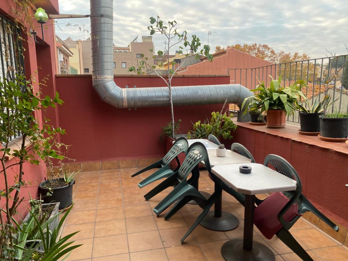 Hostal Galicia Cardedeu Luaran gambar